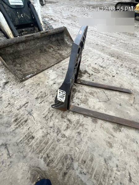 2021 PALADIN 48" Pallet Forks - Paladin