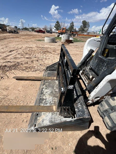 2022 ARROW MATERIAL HANDLING 48" Pallet Forks - Arrow