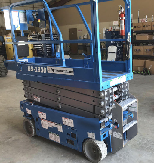 2019 Genie GS-1930 Fixed rails with chain Entry