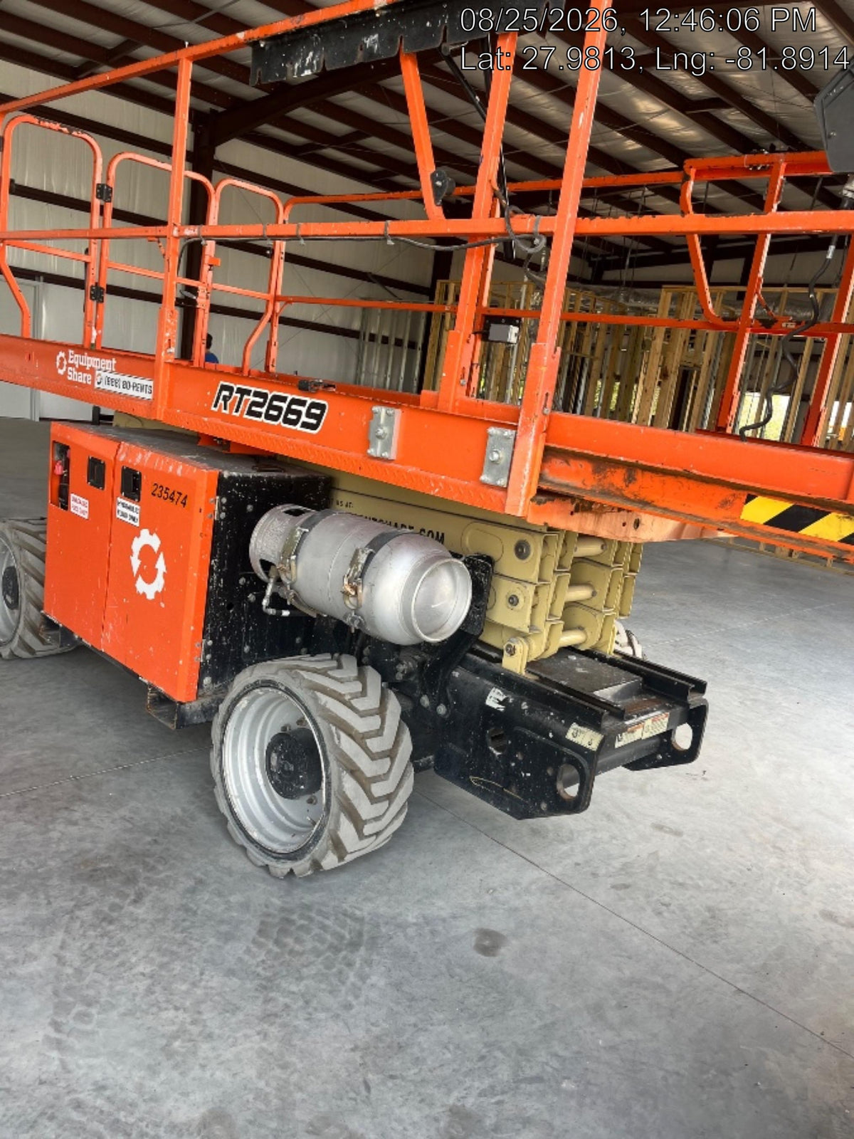 2022 JLG RT2669
