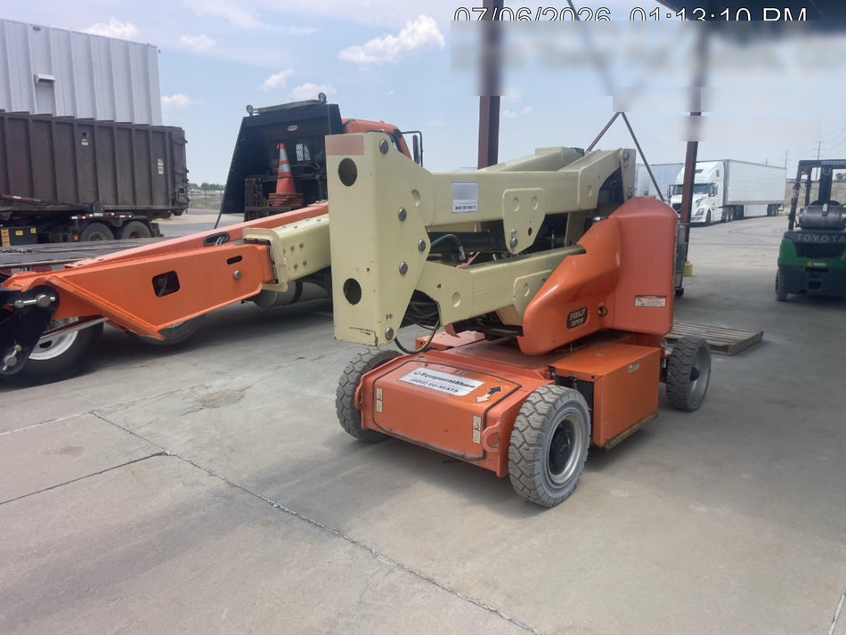 2019 JLG E400AJPN