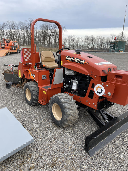 2022 DITCH WITCH RT45A