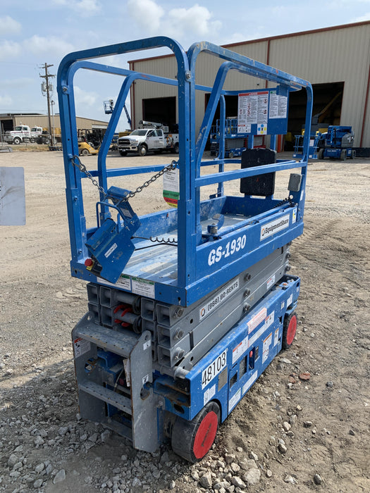 2019 Genie GS-1930 Fixed Rails with Chain Entry