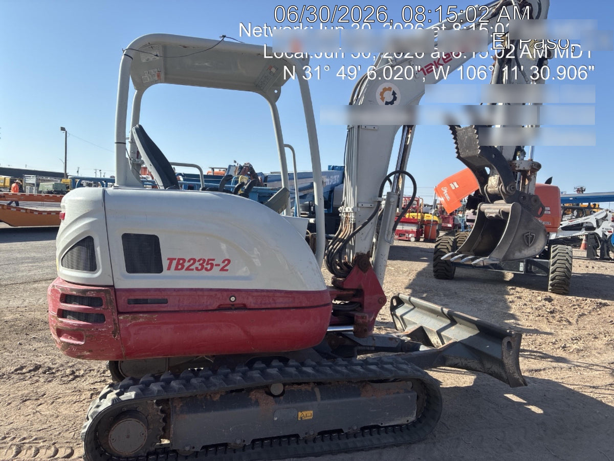 2020 TAKEUCHI TB235-2R