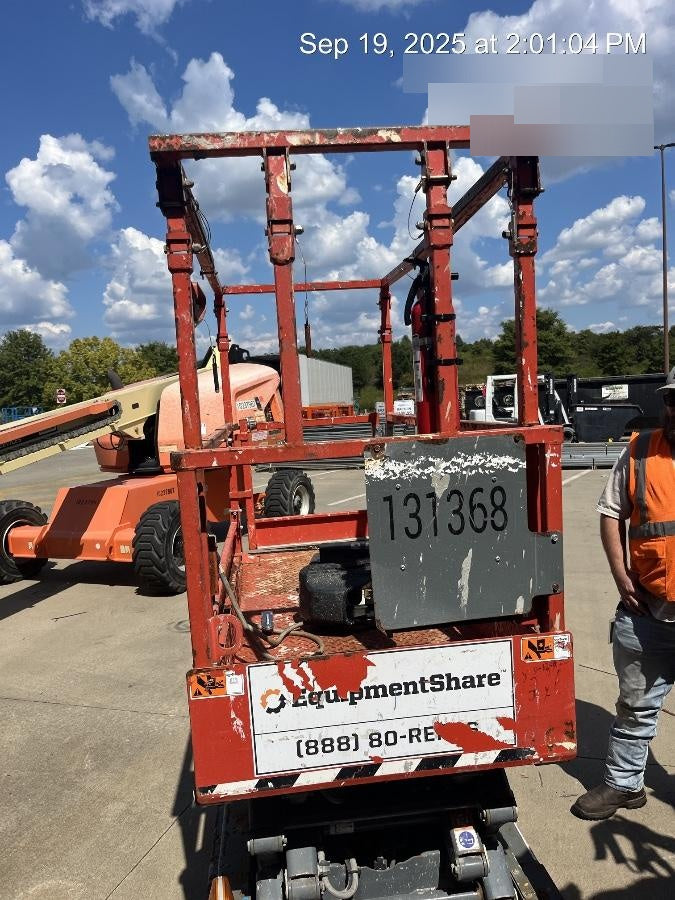2021 SKYJACK SJ3219