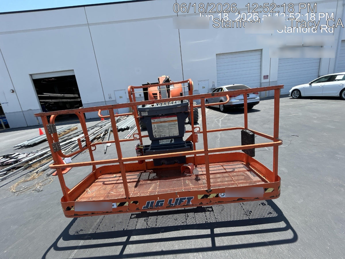 2021 JLG 600AJ