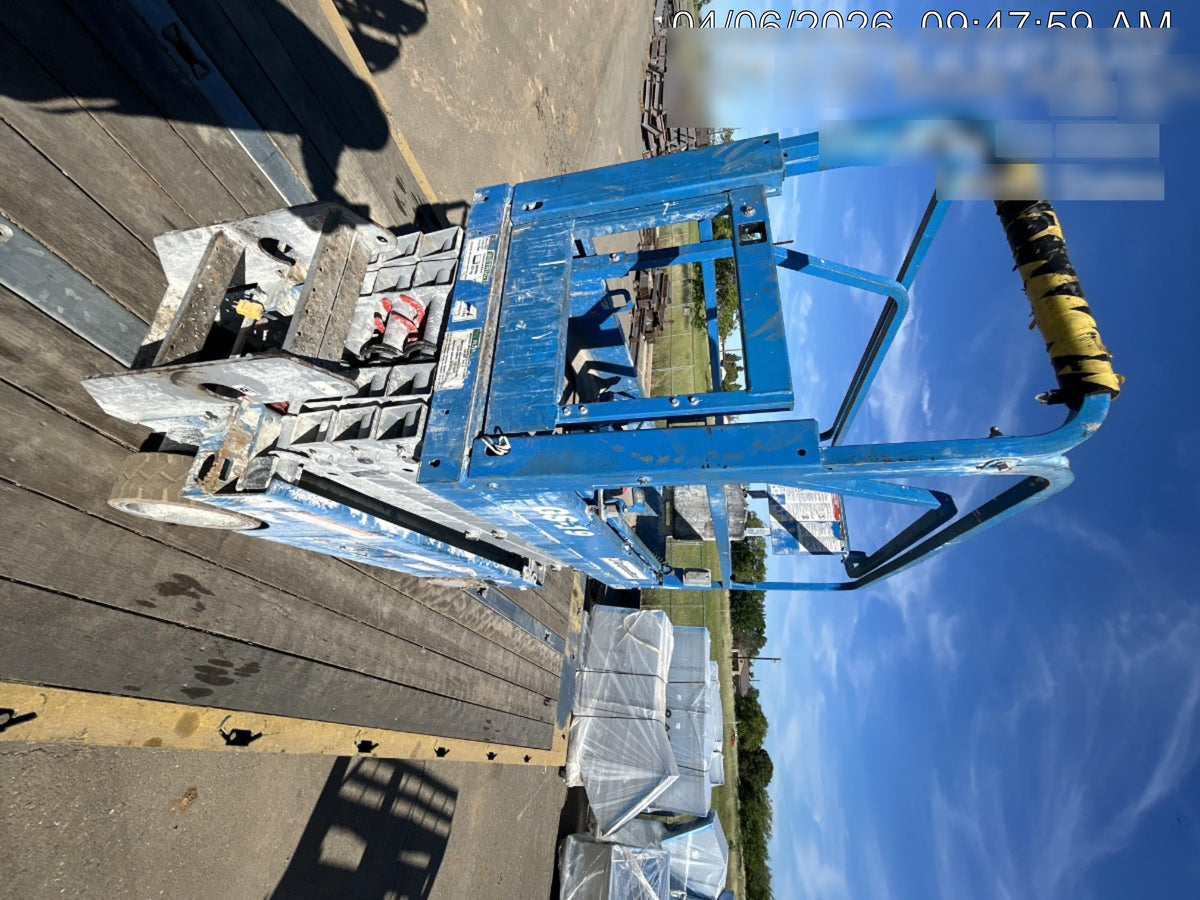 2019 Genie GS-1930 Half Height Swing Gate, 800W Inverter