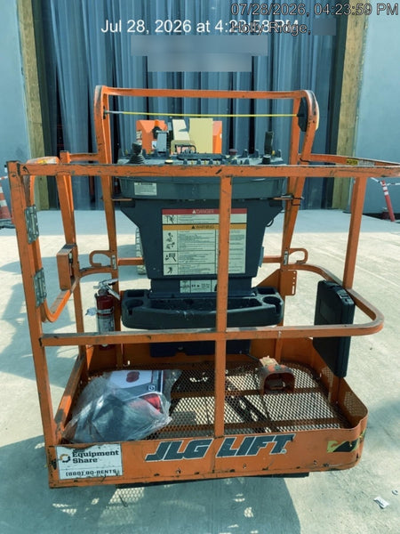 2022 JLG E300AJP