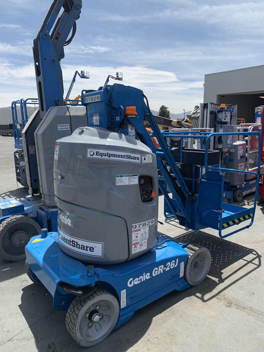 2020 GENIE GR-26J