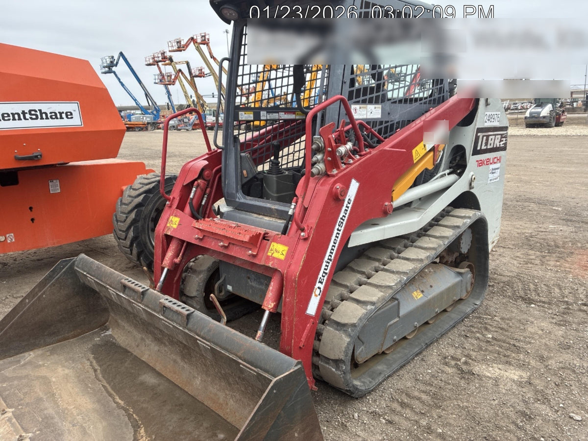 2021 CASE TR310B