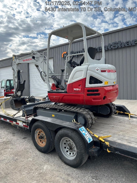 2024 TAKEUCHI TB235-2RA