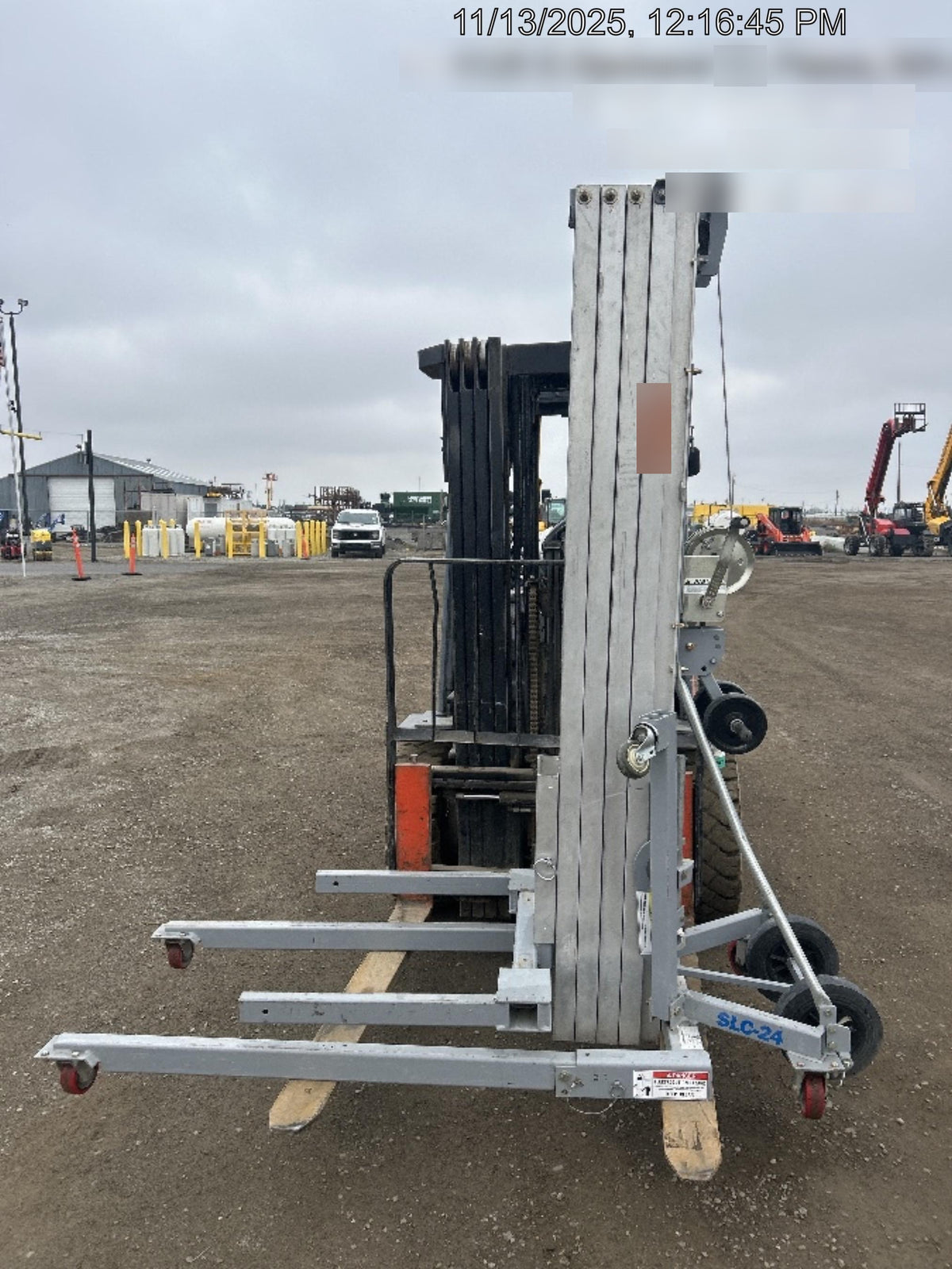 2020 GENIE SLC-24