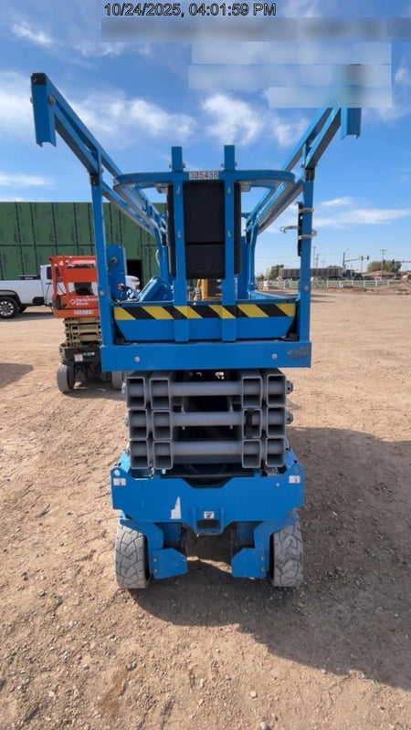 2023 GENIE GS-2632