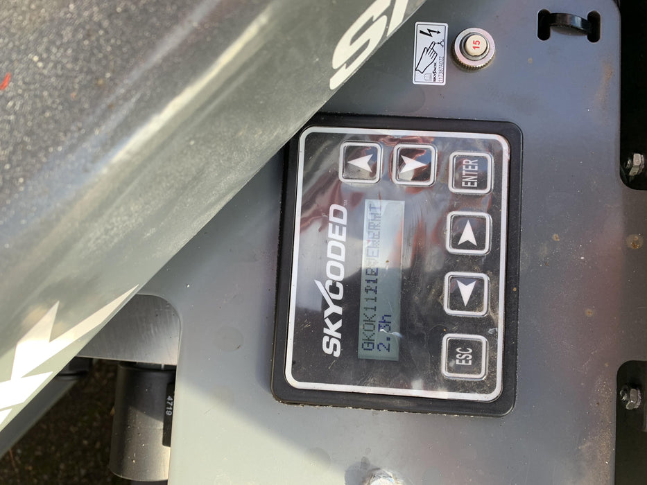 2020 Skyjack SJIII-3219 Solid NM Tires, Half height spring hinged entry gate, Dual Beacons, 800W Inverter