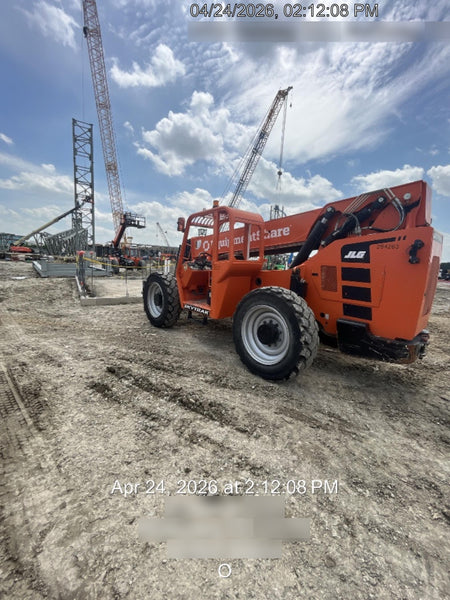 2022 SKYTRAK 8042