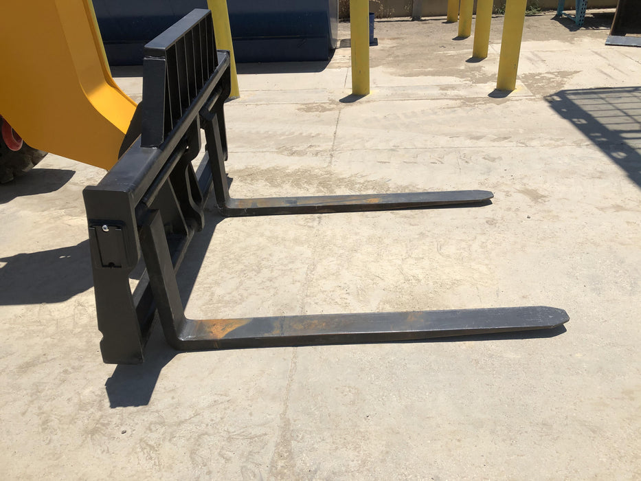 2020 JCB 509-42 Canopy, Solid Tires, Work Lights, Beacon, Aux Hydraulics, Back up Alarm, Lifting Eye, ES Decals