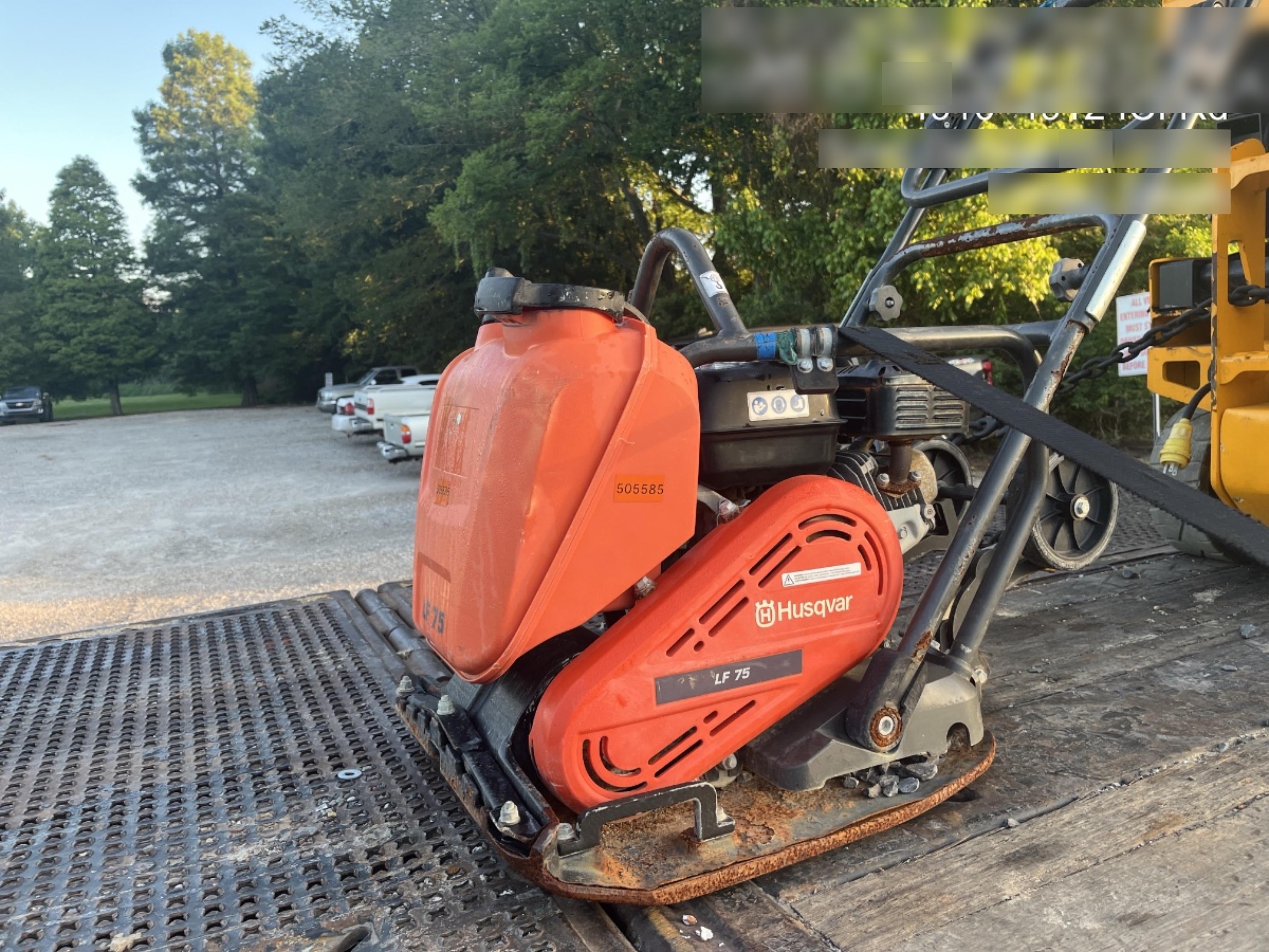 2025 HUSQVARNA LF75