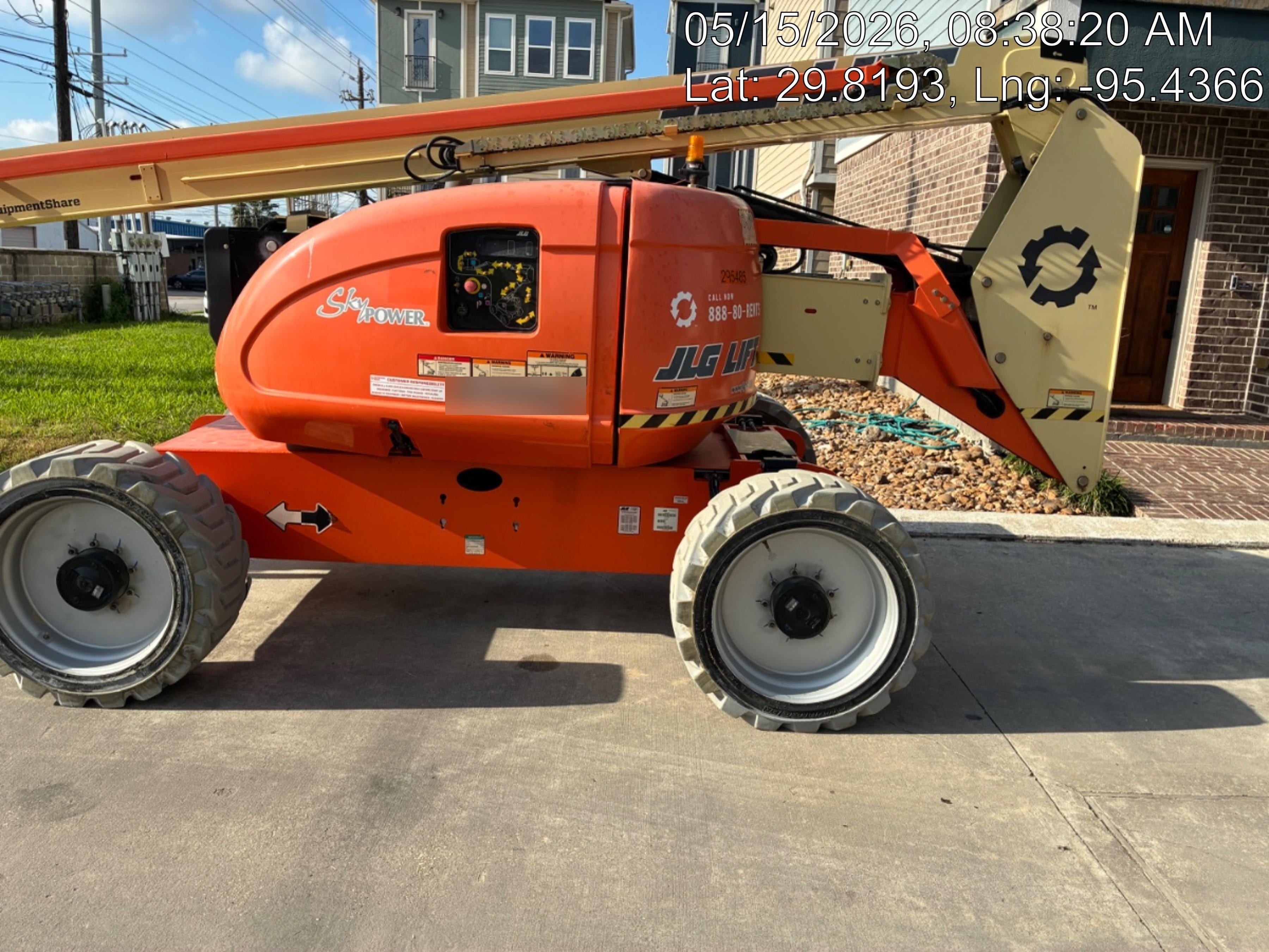 2023 JLG 600AJ