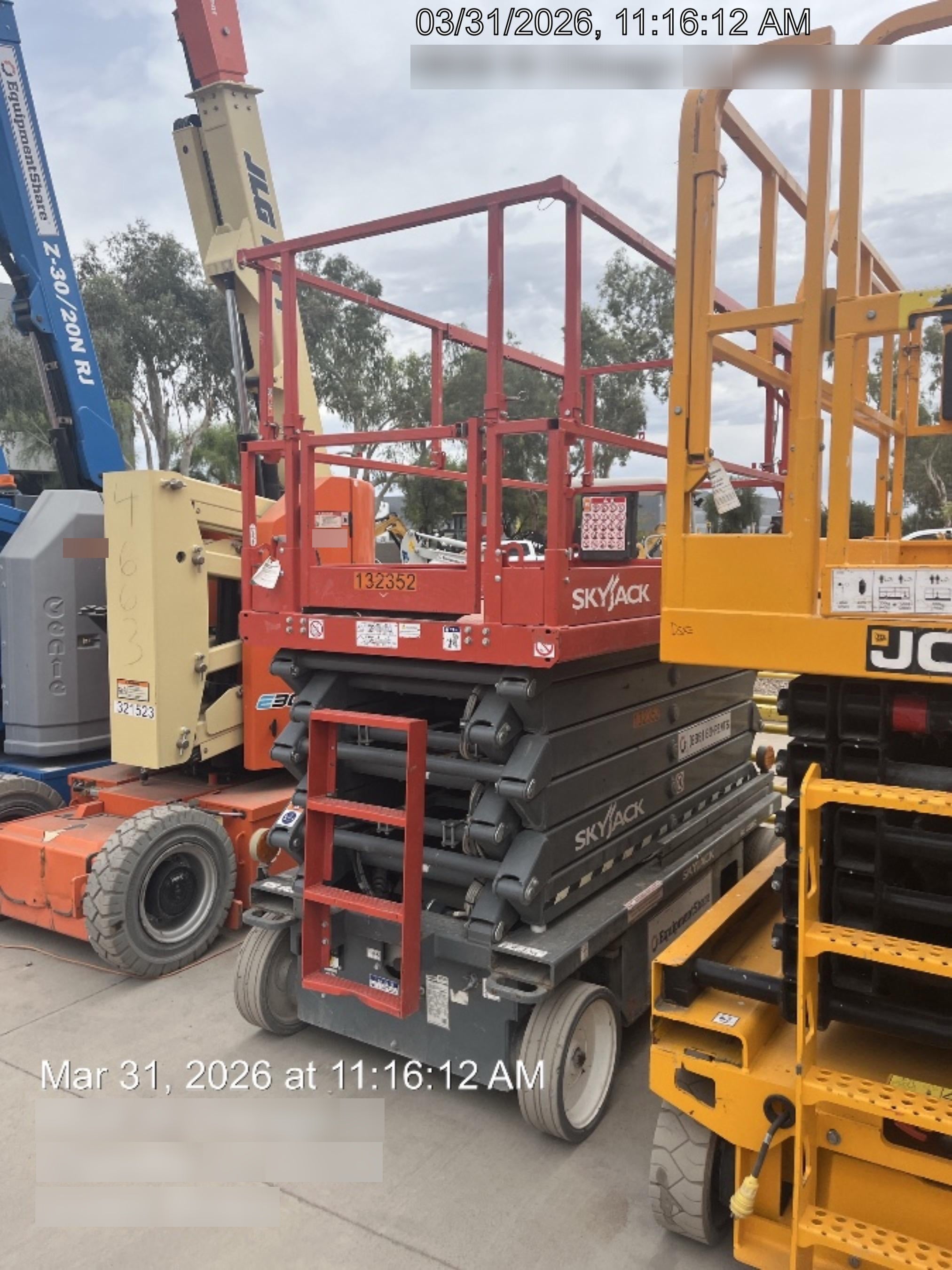 2021 SKYJACK SJ4740