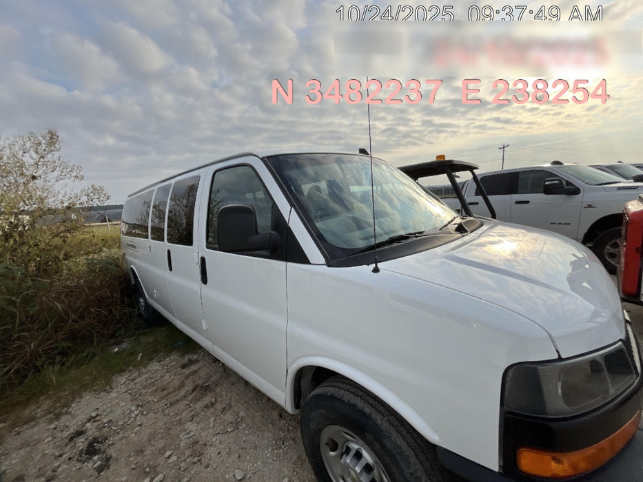 2023 CHEVROLET Express Van - Rental