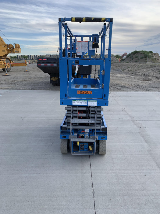 2020 Genie GS-1930 Solid Non Marking Tires, Beacon, Folding rails with half height swing gate, 800W Inverter