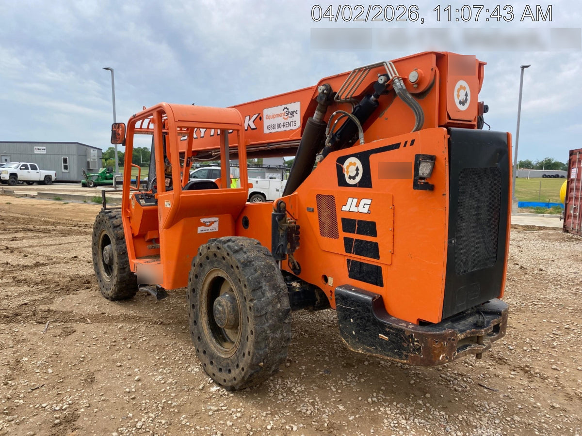 2018 Skytrak 8042 Skytrak 8042 , Canopy, 74hp Engine, Carriage 60", Forks 48" ,Worklights, Beacon, Pneumatic Tires, Freight