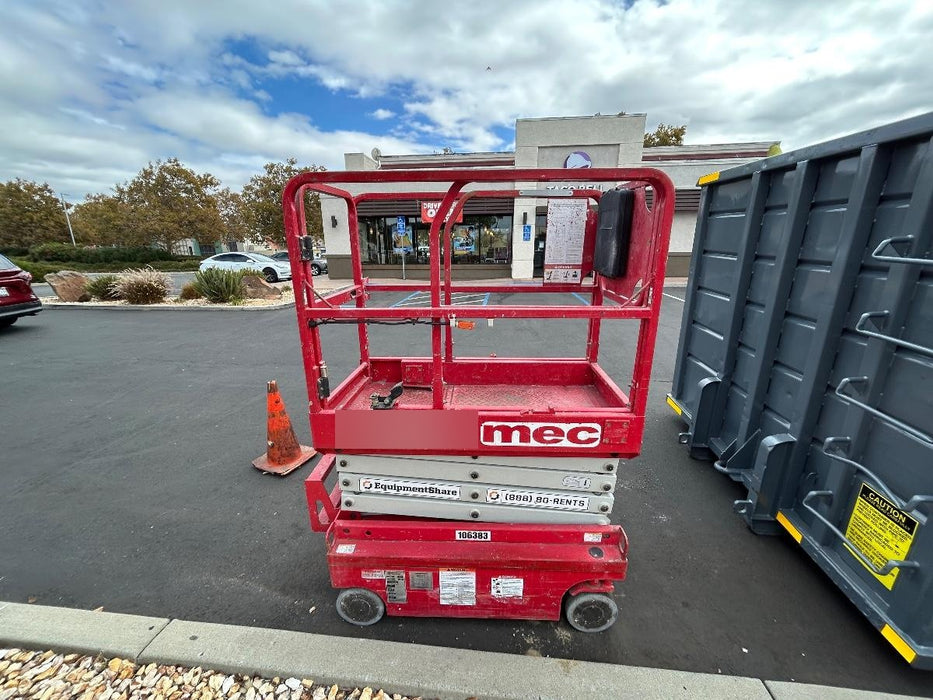 2020 MEC 1330SE Solid NM Tires, Steel Swing out Doors, LCS, Beacon, 900W Inverter