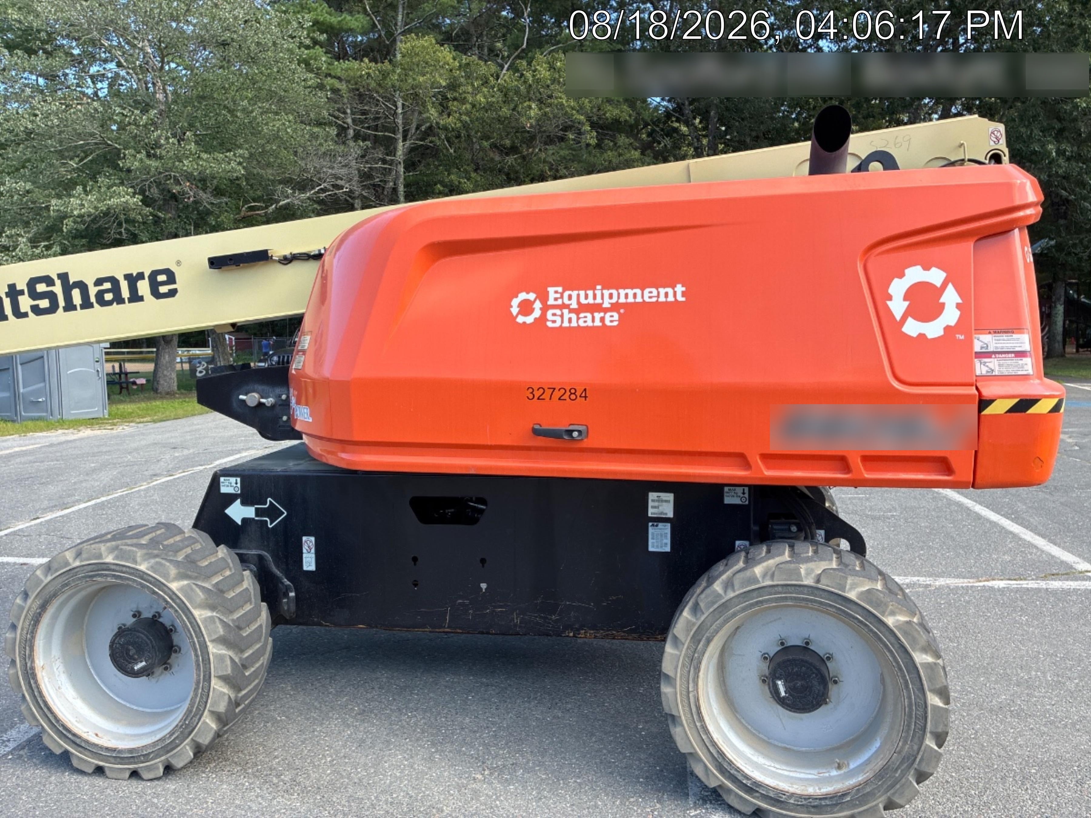 2023 JLG 660SJ