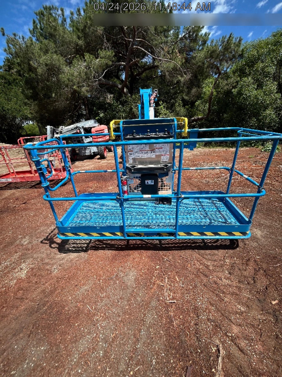 2025 GENIE Z-80/60