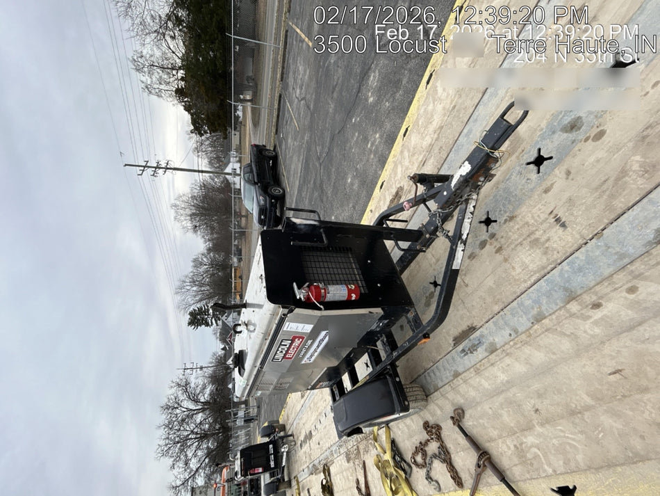 2019 Lincoln Electric Vantage 322 Welder Ready-Pak 3, Two wheel trailer, Fender and Light kit, Cable Rack