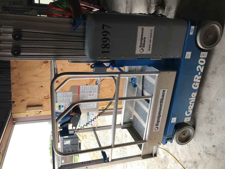 2018 GENIE GR-20
