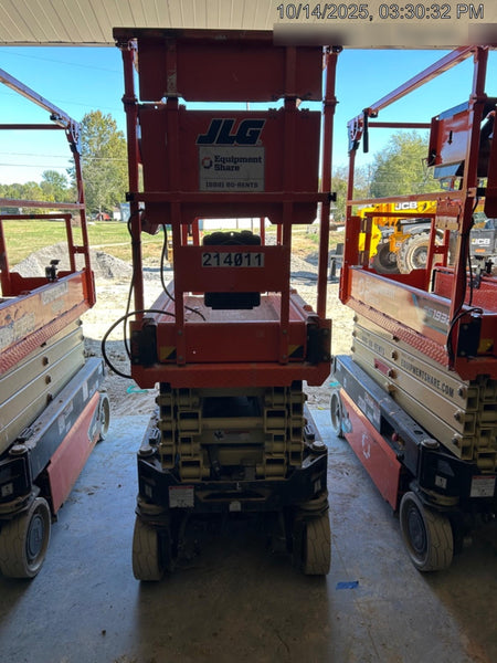 2022 JLG ES1932
