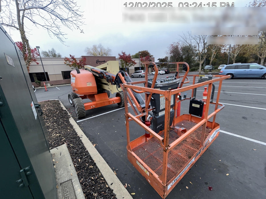 2019 JLG 450AJ