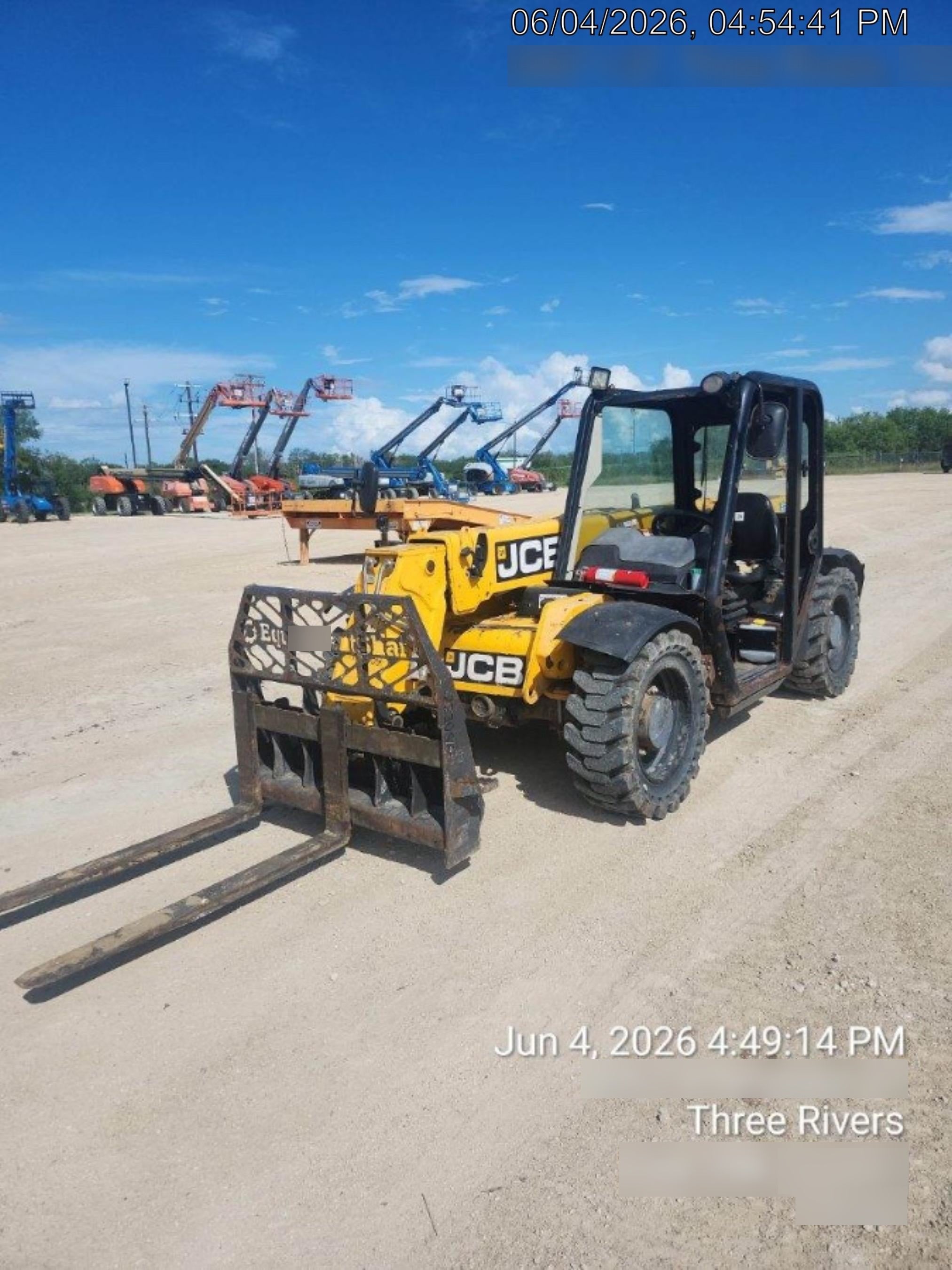 2020 JCB 505-20TC Canopy, Solid Tires, Work Lights, Beacon, Aux Hydraulics, Back up Alarm, ES Decals