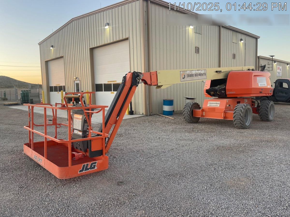 2019 JLG 660SJ