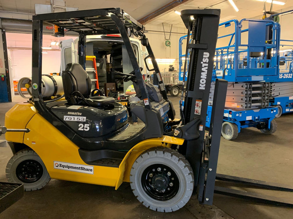 2020 KOMATSU FG25T-16