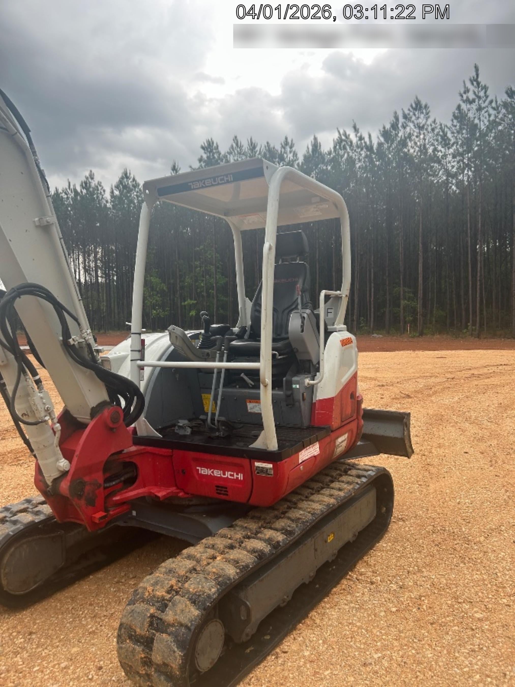 2022 TAKEUCHI TB250-2R
