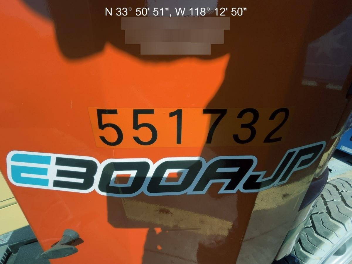 2025 JLG E300AJP