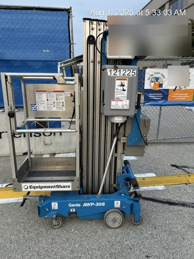 2020 GENIE AWP-30S