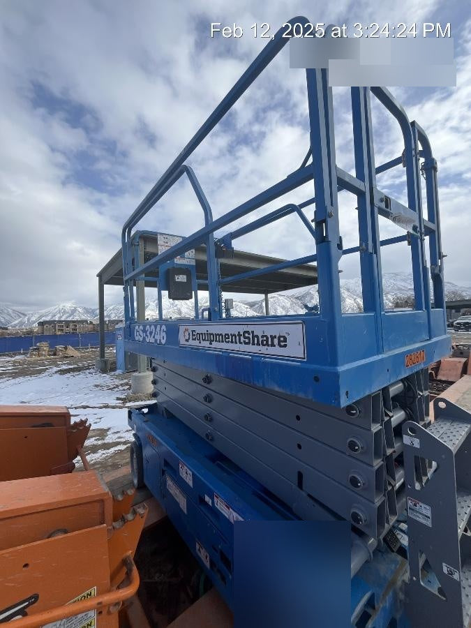 2022 GENIE GS-3246