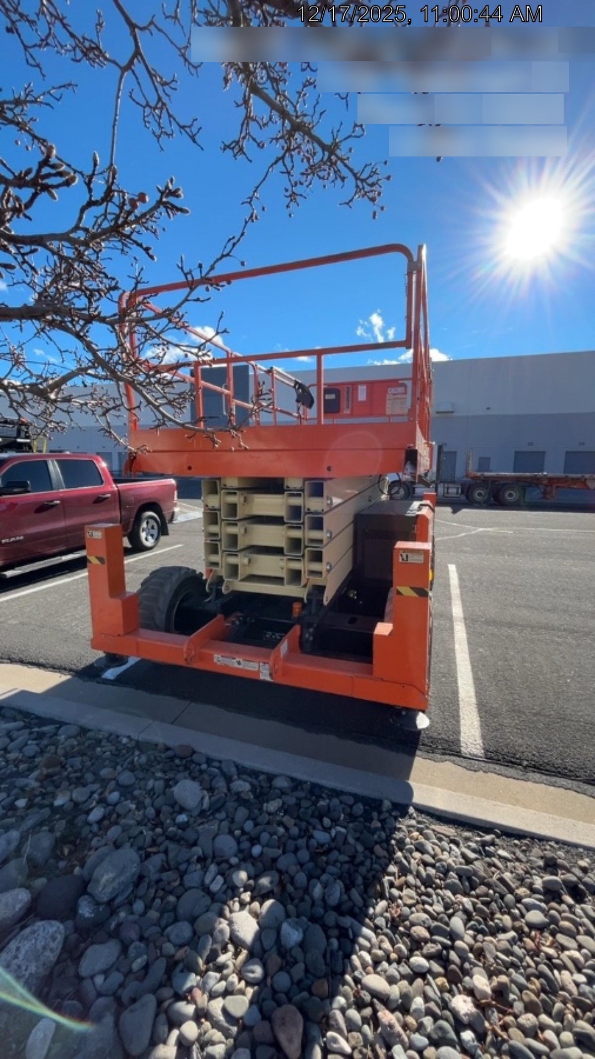 2019 JLG 430LRT