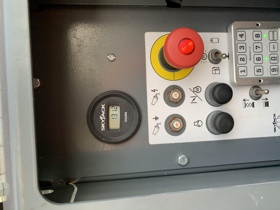 2018 SKYJACK SJ6832 RT