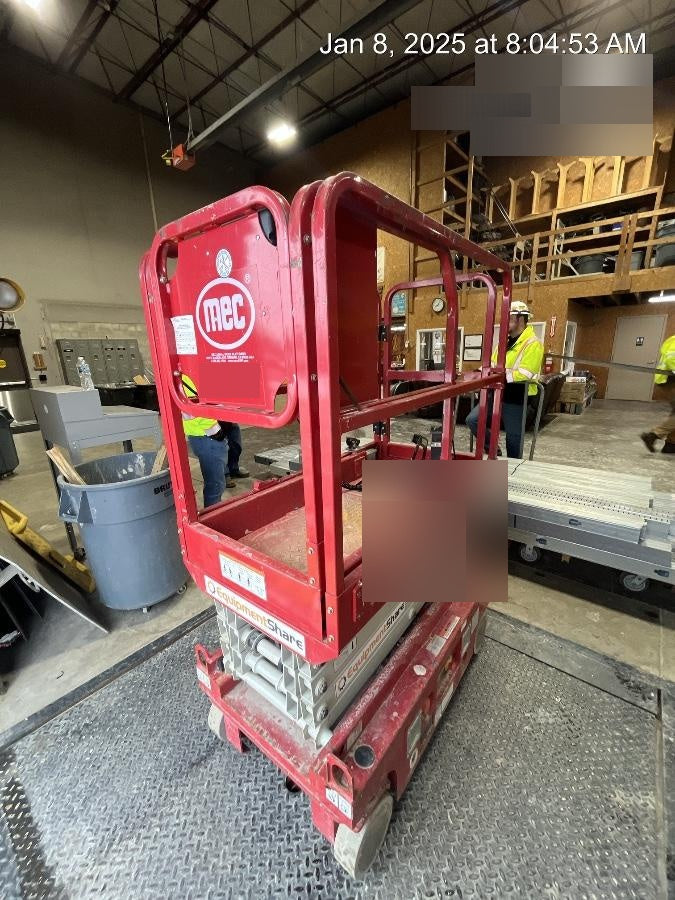 2019 MEC 1330SE MEC 1330SE w/ES Track Hardware, Full Extended 2 Year Warranty