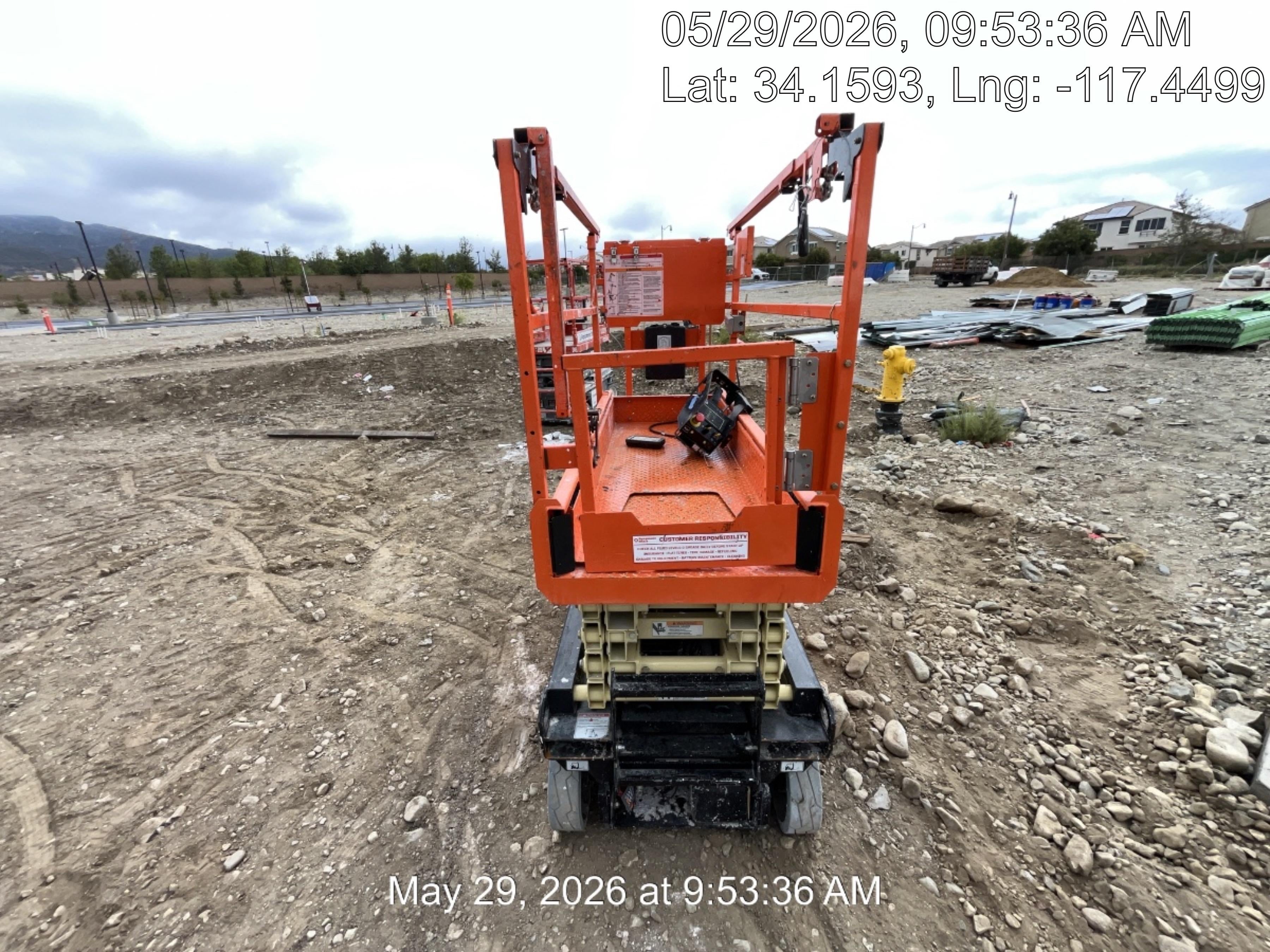 2024 JLG ES1932
