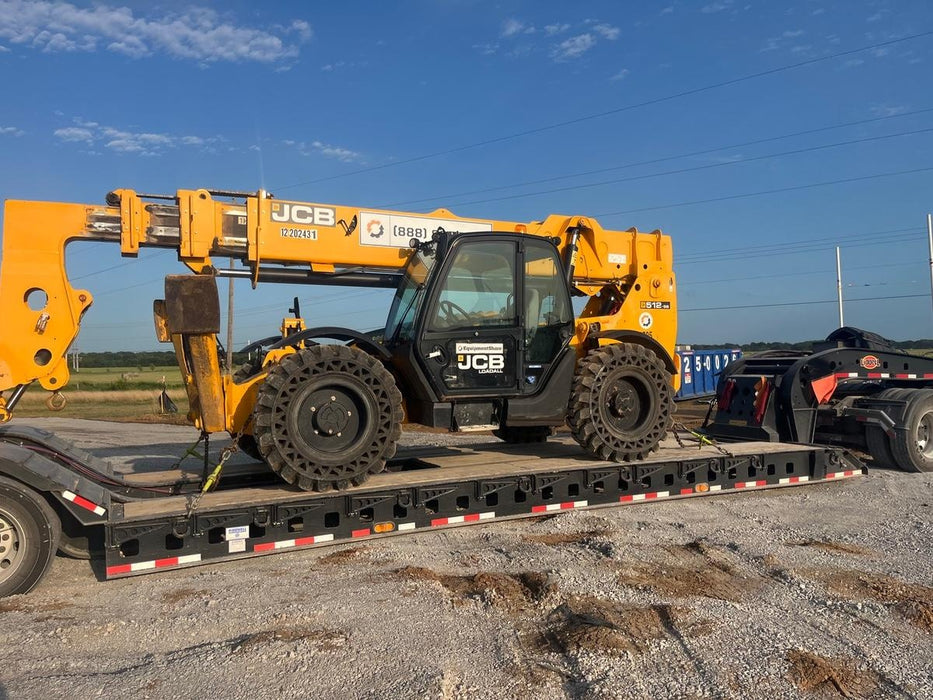 2019 JCB 512-56 Cab/Heat/Air, 109 HP, Solid Tires, STD Worklight, Beacon, Aux Hydraulics, Lifting Eye, Back up Alarm w/66" Carriage/60" Forks