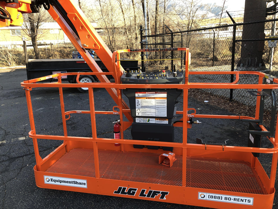 2019 JLG 1350SJP