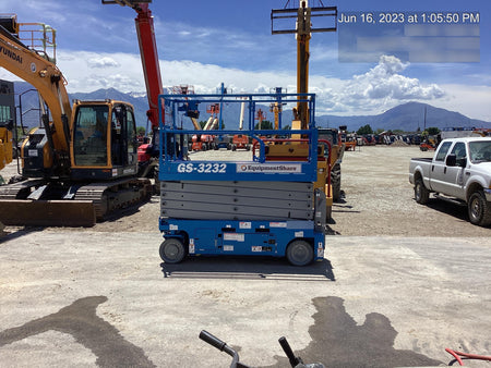 2023 GENIE GS-3232