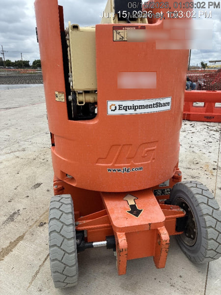 2019 JLG E300AJP