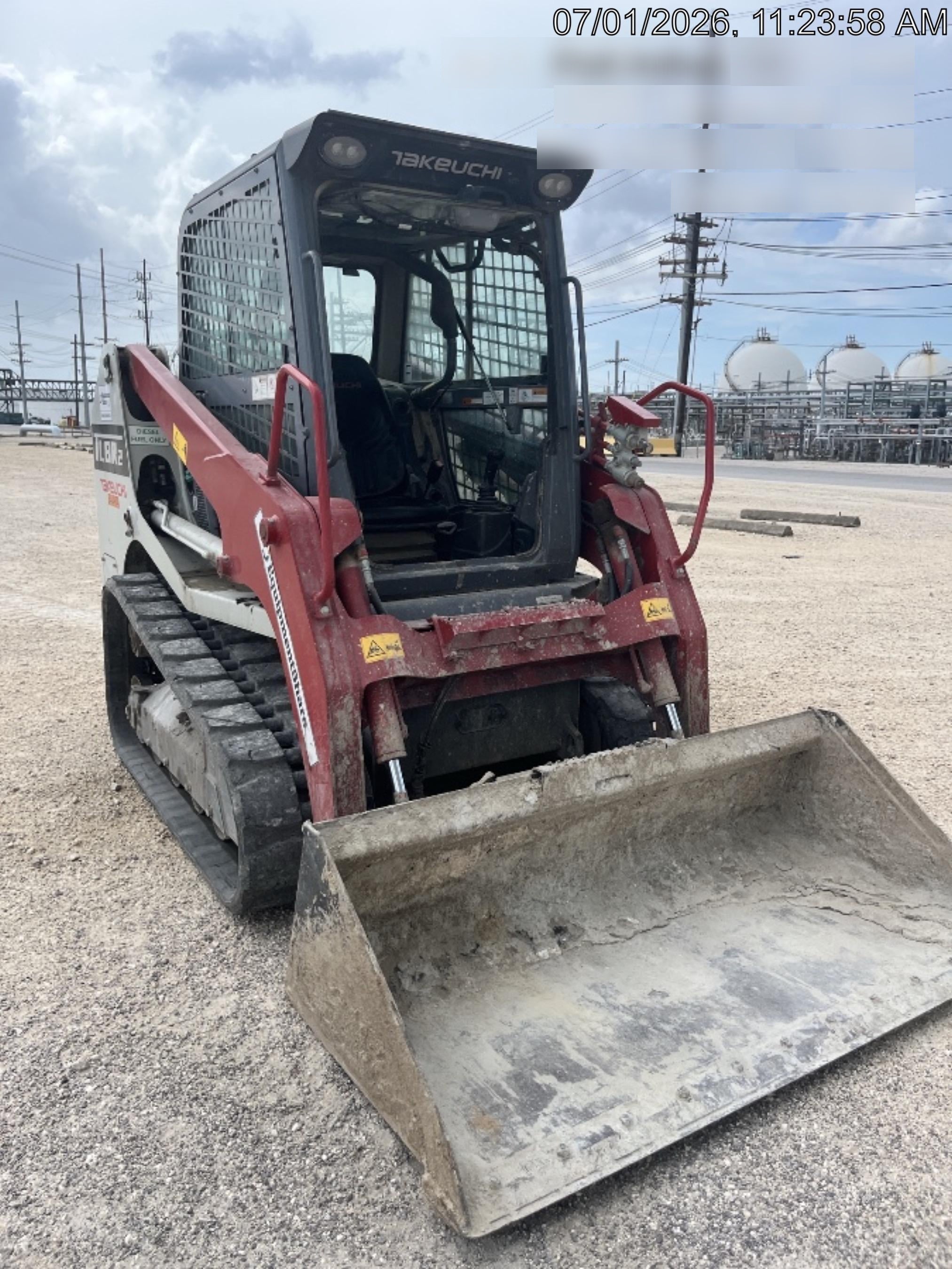 2023 TAKEUCHI TL8R2-CR