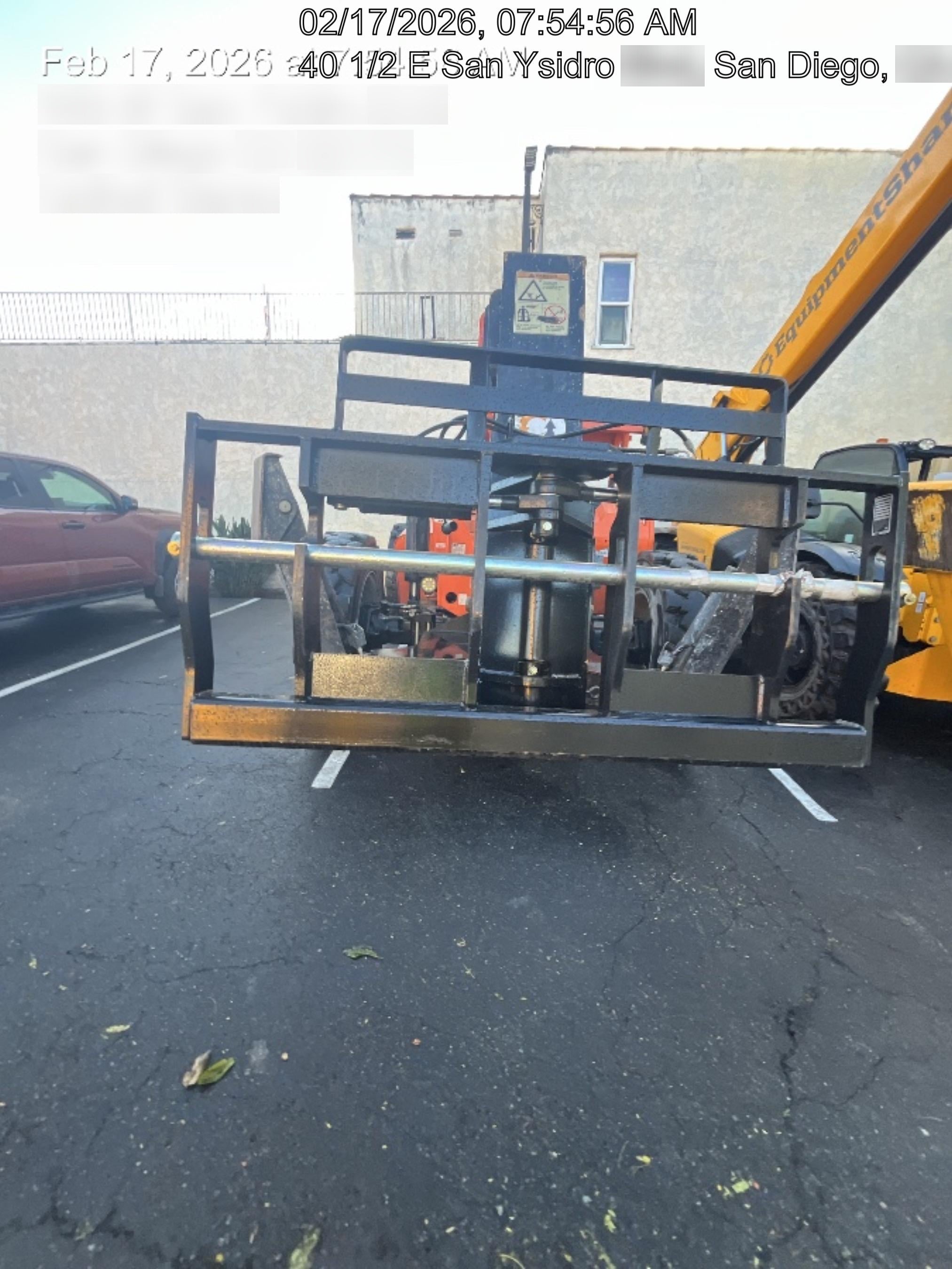 2025 JLG 1001095418